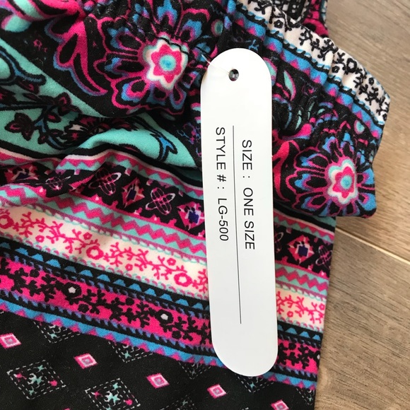 NWT - Picture 2 of 2